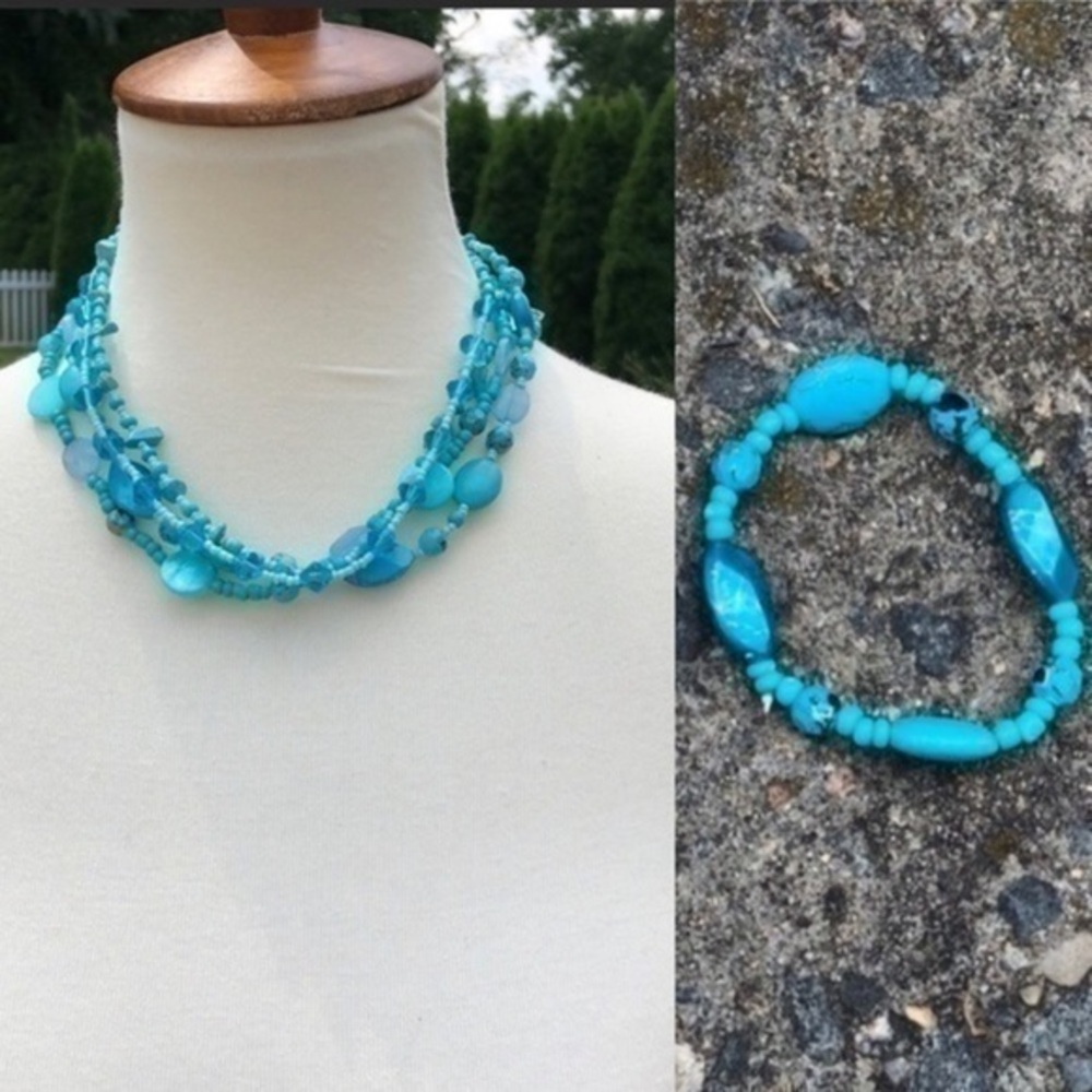 Necklace and bracelet set from Bella Del Mar
